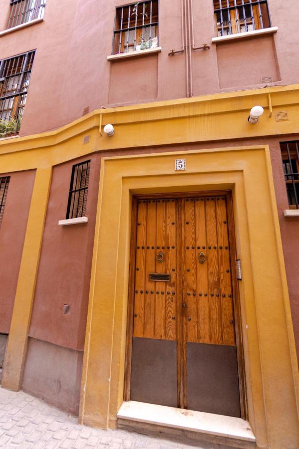 RentalSevilla a un minuto de la Campana Exterior foto